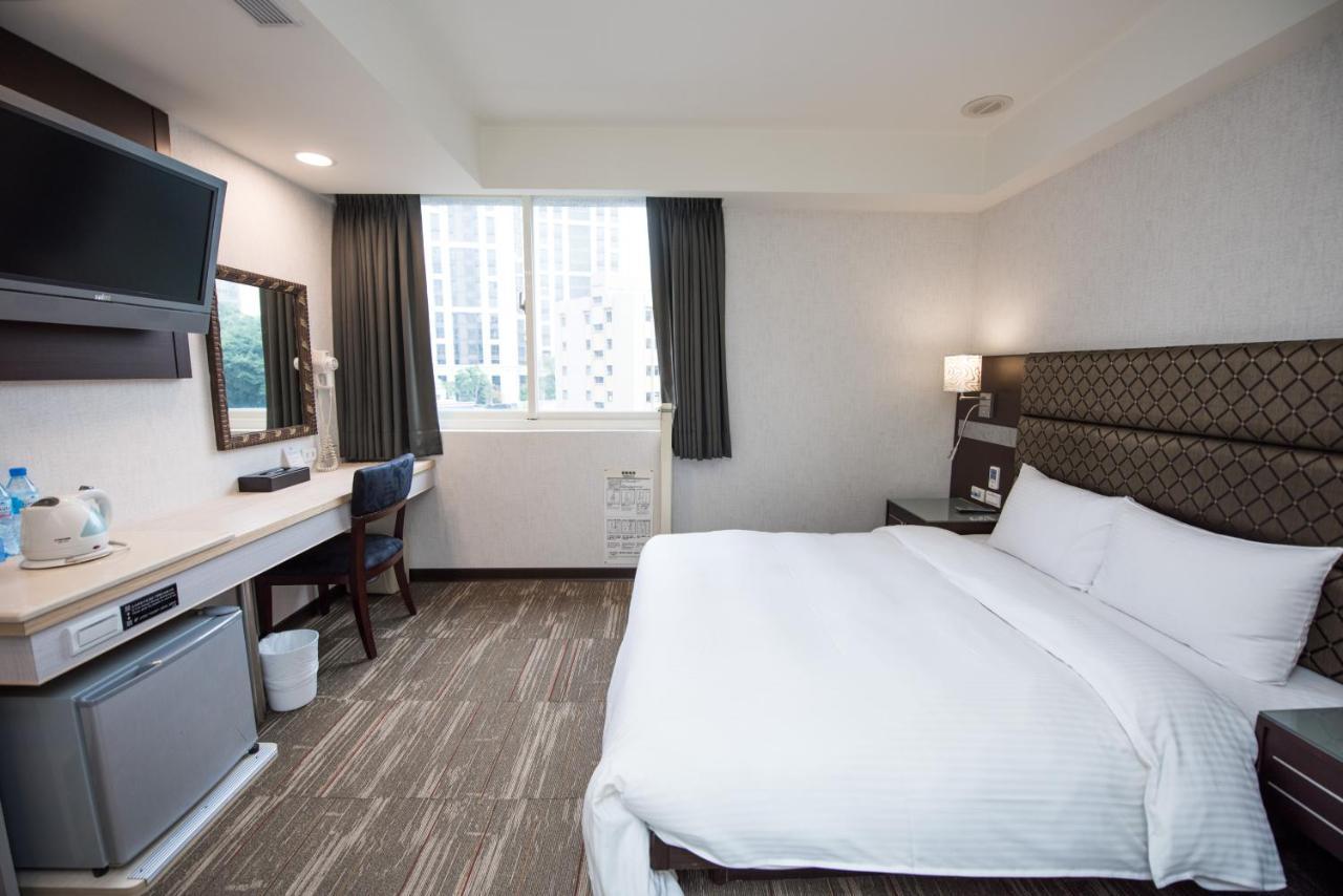 Junli Hotel Banciao المظهر الخارجي الصورة