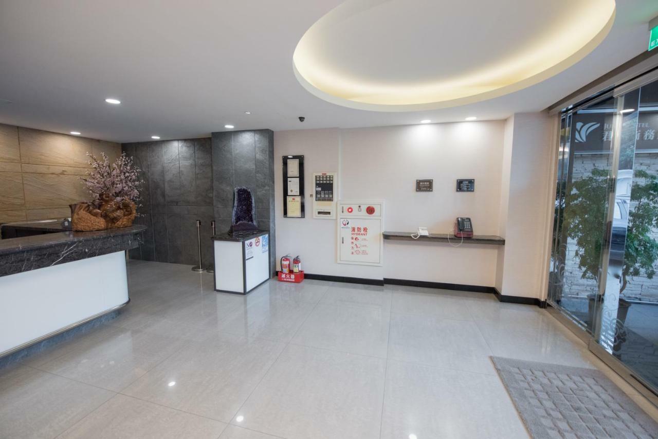 Junli Hotel Banciao المظهر الخارجي الصورة